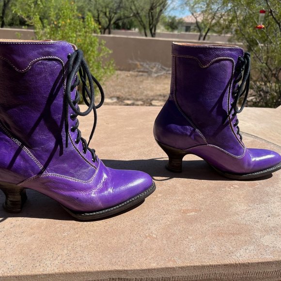 Victorian Leather Boots Oak Tree Farms - Picture 5 of 15